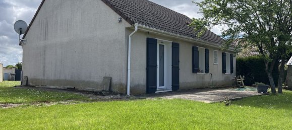 3 bedrooms House in Sours, France No. 60869 3