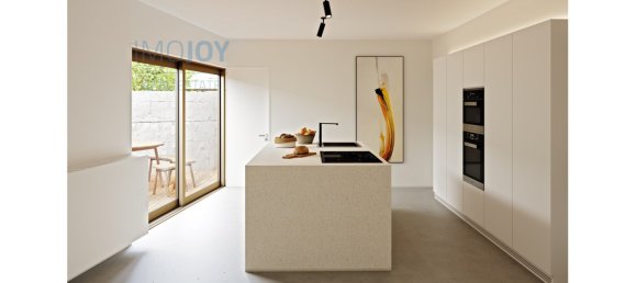 3 chambres Duplex à Porto, Portugal No. 93885 3