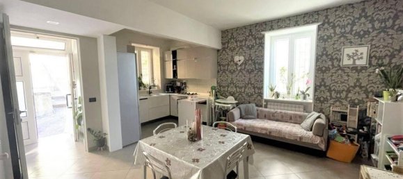 Дом с 3 комнатами в Альтавилла Ирпина, Италия № 144891 19