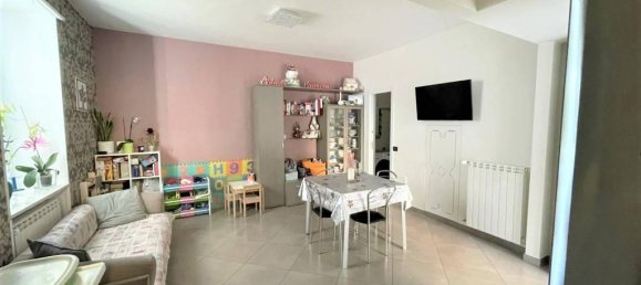 Дом с 3 комнатами в Альтавилла Ирпина, Италия № 144891 18