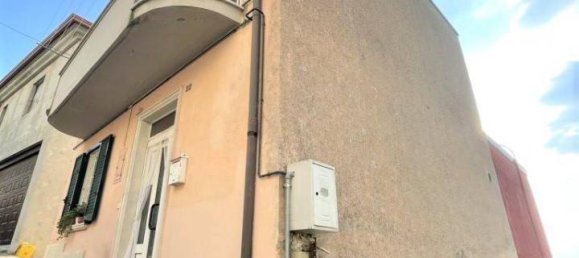 Дом с 3 комнатами в Альтавилла Ирпина, Италия № 144891 30