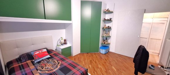 3 rooms Apartment in Modena, Italy No. 17496 16