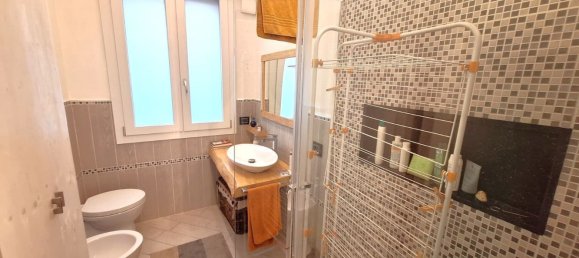 3 rooms Apartment in Modena, Italy No. 17496 22