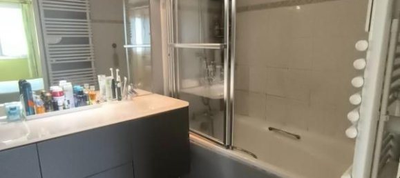 5 bedrooms House in Massy, France No. 351967 14