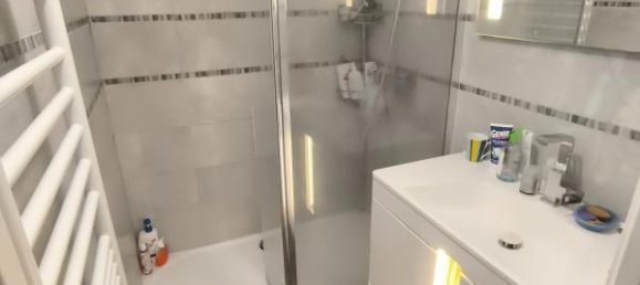 5 bedrooms House in Massy, France No. 351967 10