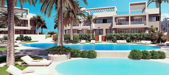 2 bedrooms Bungalow in Torrevieja, Spain No. 6471 6