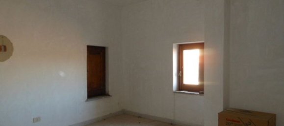 4غرفة شقة في Vairano Patenora, Italy رقم 151672 8