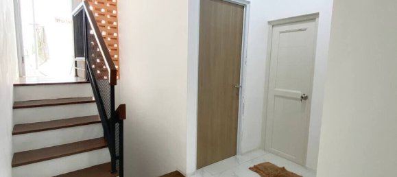 4 bedrooms House in South Tangerang, Indonesia No. 1274 9