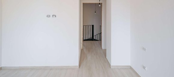 3 rooms Apartment in Trezzo sull'Adda, Italy No. 9158 8