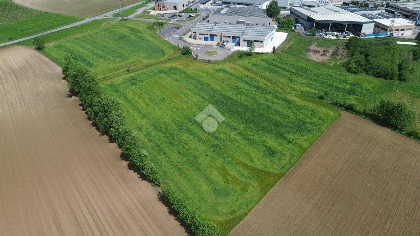 1غرفة مستودع في Pozzolengo, Italy رقم 311089