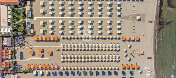 7 Schlafzimmer Gewerbliche Immobilie in Pietrasanta, Italy, Nr. 232097 14