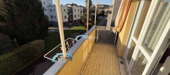 3 bedrooms Apartment in Cermenate, Italy No. 146062 9