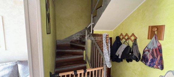 3 bedrooms Apartment in Cermenate, Italy No. 146062 6