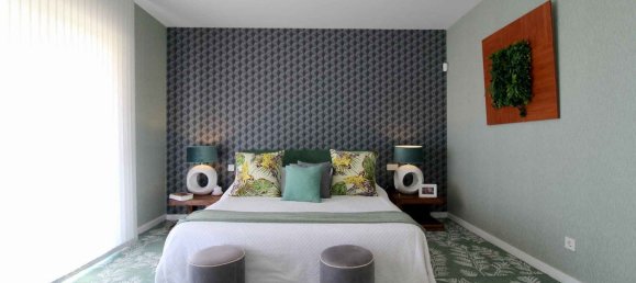 4 bedrooms Villa in Estepona, Spain No. 40977 6