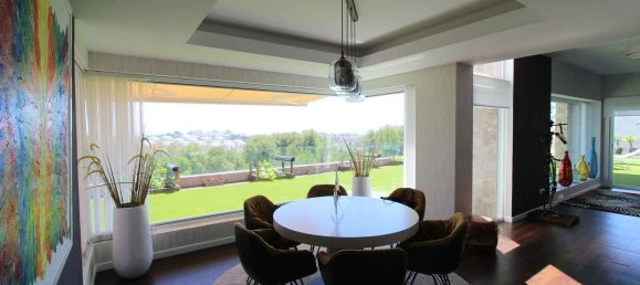 4 bedrooms Villa in Estepona, Spain No. 40977 26