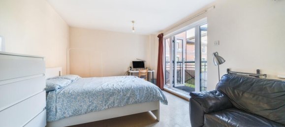 1 bedroom Apartment in London, United Kingdom No. 8272 8