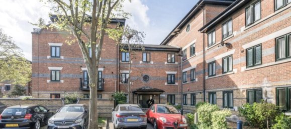 1 bedroom Apartment in London, United Kingdom No. 8272 9