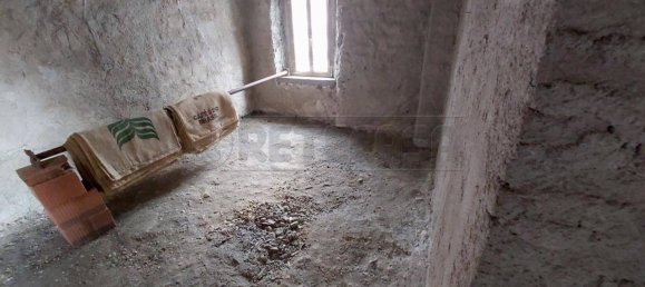 2 bedrooms House in Udine, Italy No. 89980 12