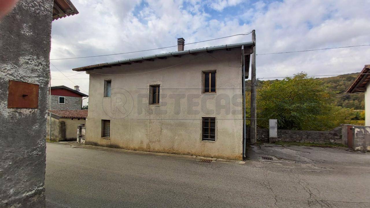 2 bedrooms House in Udine, Italy No. 89980