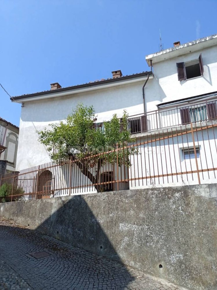 3 Schlafzimmer Villa in Montiglio Monferrato, Italy, Nr. 275452