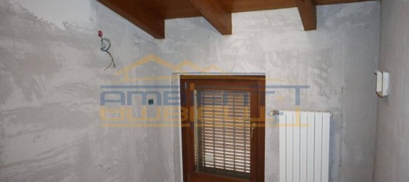 3-salle Appartement à Imbersago, Italy No. 93006 18