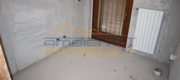 3-salle Appartement à Imbersago, Italy No. 93006 25