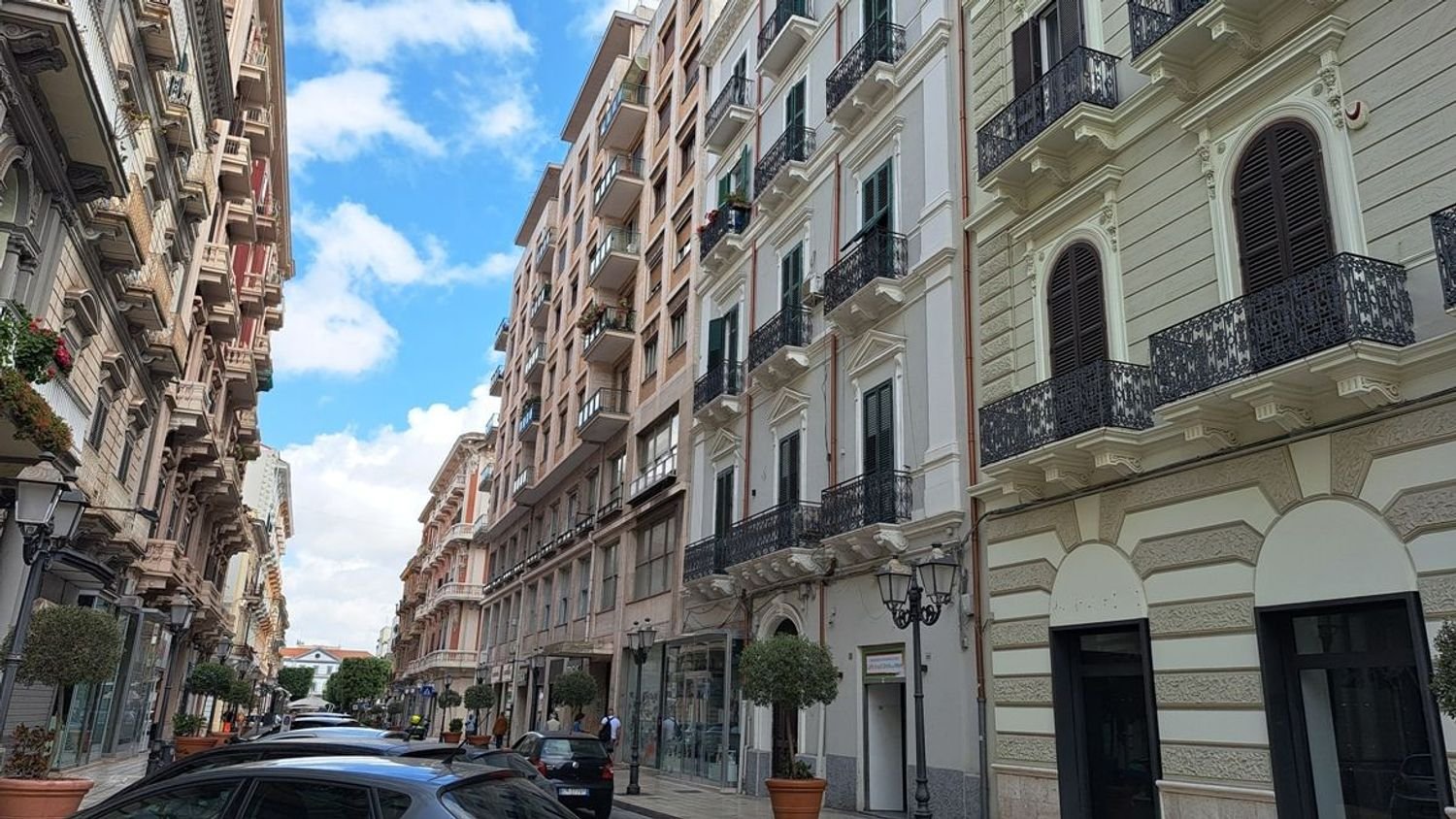 Apartamento de 3 divisões em Taranto, Italy N.º 286970