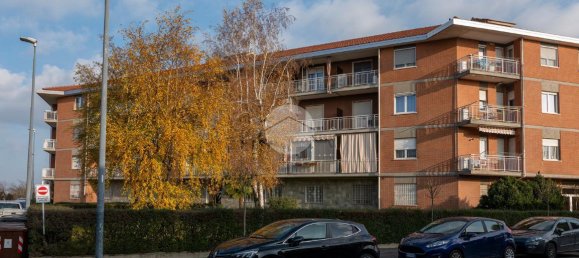 4 rooms Apartment in Piossasco, Italy No. 103250 2