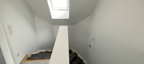 Duplex T5 em Duisburg, Germany N.º 15053 32