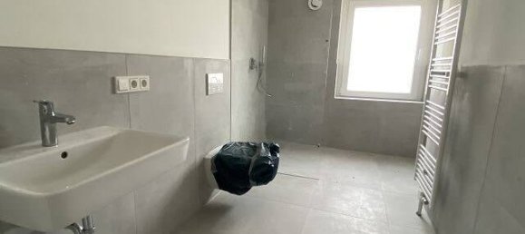 Duplex T5 em Duisburg, Germany N.º 15053 5