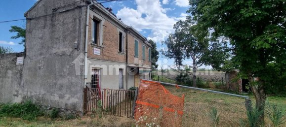 2 bedrooms House in Bondeno, Italy No. 351908 18