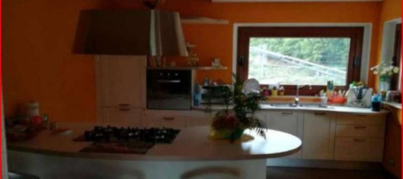 5 bedrooms Apartment in Grimaldi, Italy No. 379160 9