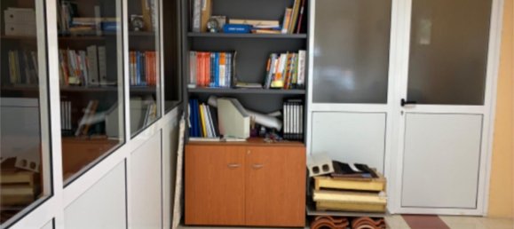  عقار تجاري في San Andres del Rabanedo, Spain 112متر مربع رقم 142914 3