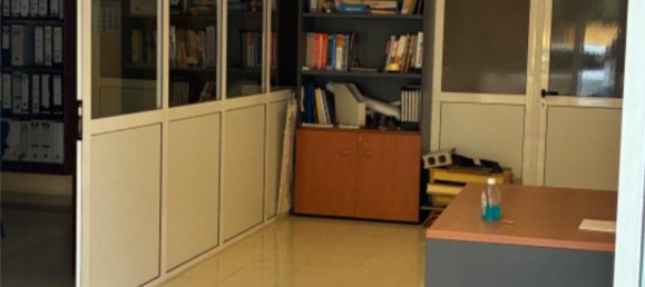  عقار تجاري في San Andres del Rabanedo, Spain 112متر مربع رقم 142914 2