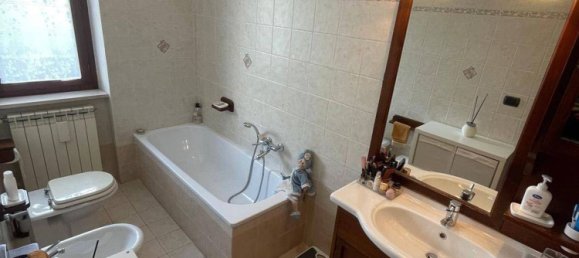 5 bedrooms Villa in Alatri, Italy No. 318626 8