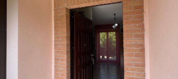 5 bedrooms Villa in Alatri, Italy No. 318626 2