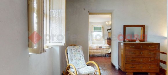 Casa de 5 habitaciónes en Barga, Italy No. 233103 18