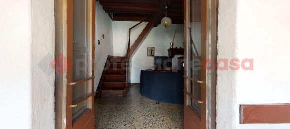 Casa de 5 habitaciónes en Barga, Italy No. 233103 2