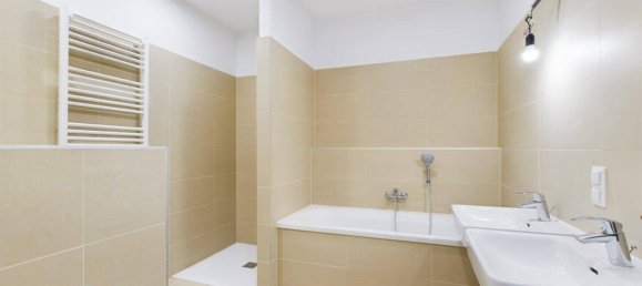 Дом с 4 комнатами в Вена, Австрия № 20317 12