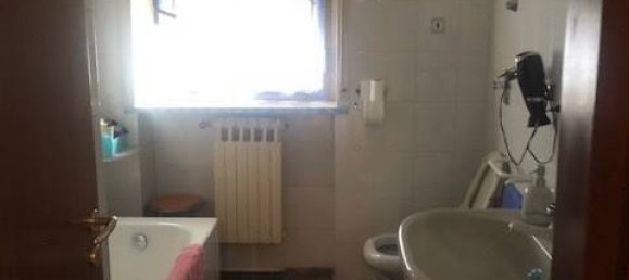 3 rooms Apartment in Novara, Italy No. 284144 6