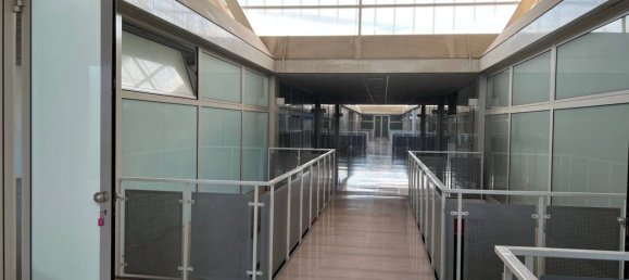 Офис с 1 комнатой в Спрезиано, Италия № 178790 7