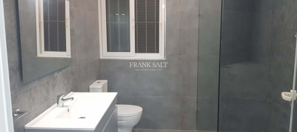  مكتب في Sliema, Malta 80متر مربع رقم 12762 6