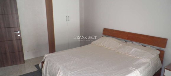 4 غرف نوم طابقين في Mosta, Malta رقم 10702 7