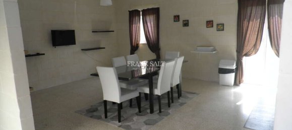 4 غرف نوم طابقين في Mosta, Malta رقم 10702 3