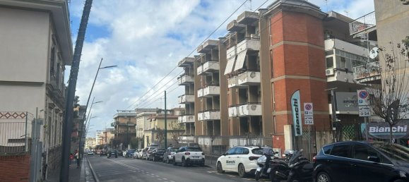 20m² Commercial property in Portici, Italy No. 136678 5