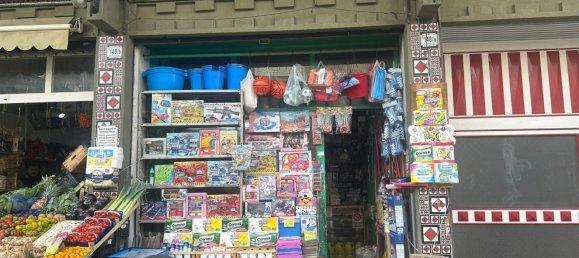 20m² Commercial property in Portici, Italy No. 136678 11