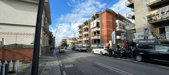 20m² Commercial property in Portici, Italy No. 136678 7