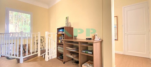 Casa de 5 dormitorios en Viry-Chatillon, France No. 161632 9