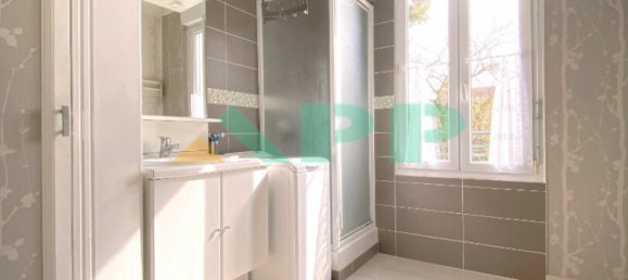 Casa de 5 dormitorios en Viry-Chatillon, France No. 161632 13