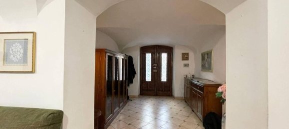  Castillos de 4 dormitorios en Sora, Italy No. 57374 10